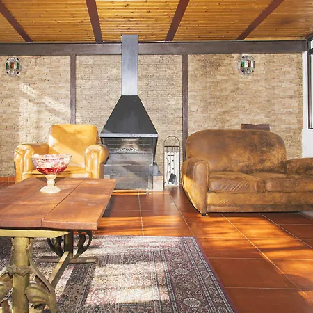 Rural El Refugio - Solo Adultos