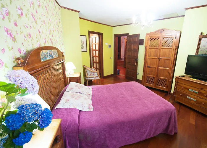 Rural El Refugio - Solo Adultos 3*