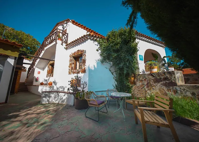 Rural El Refugio - Solo Adultos ホテル