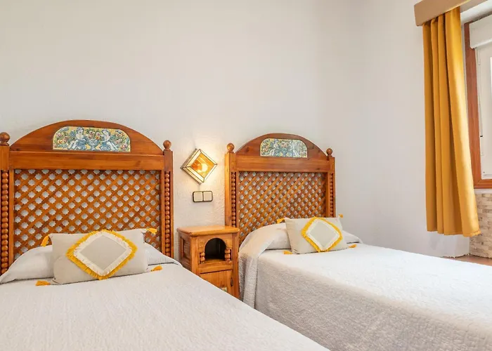 ホテル Rural El Refugio - Solo Adultos クルス・デ・テヘーダ