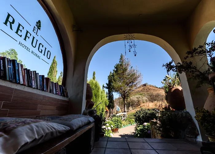 Rural El Refugio - Solo Adultos 3*